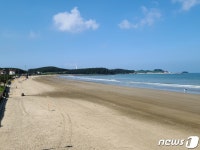 충남 유명 해수욕장 2단계 유지에도 상인들 울상