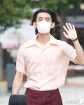 잔나비 최정훈, 부드러운 손인사
