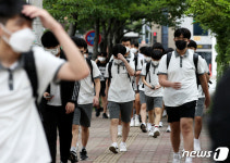 울산 초·중·고교 2학기 거리두기 3단계까지 전면 등교