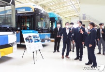 군산형 일자리 에디슨모터스 군산공장 준공식