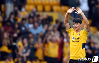 황희찬 이적하는 '울버햄튼'은?…1887년 창단·2004년 설기현 몸 담아
