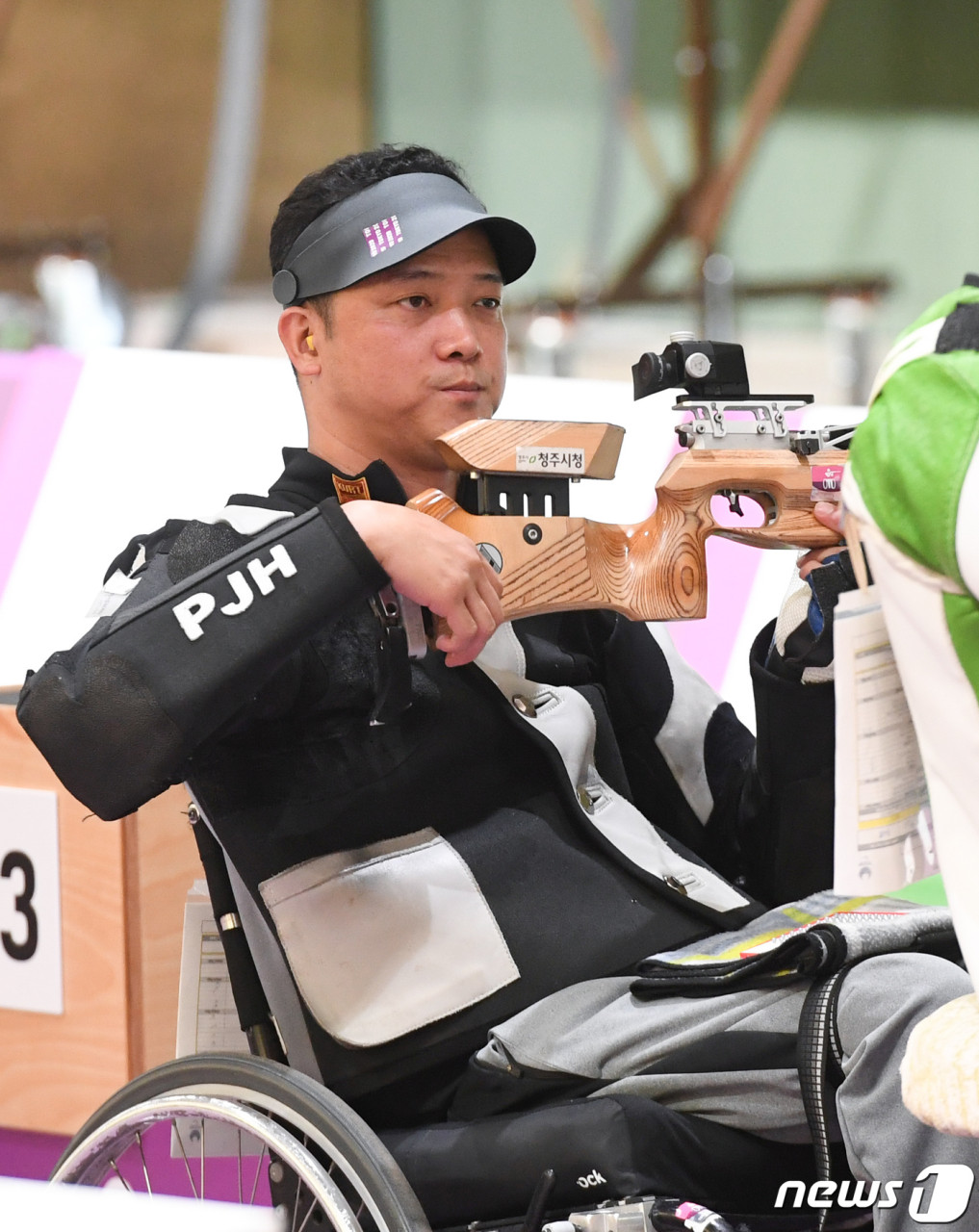 파리 패럴림픽 MVP 박진호, 한국토요타의 라브4 하이브리드 차량 수여