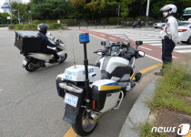 이륜차 무질서 행위 근절을 위한 일제단속 하는 경기남부경찰청