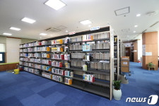 도서출판 국학자료원·새미, 무주군에 인문도서 1000권 기증