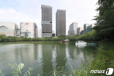 KT, AI 타워 송파빌딩서 디지코 전환 가속화