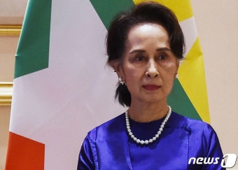 '가택연금' 아웅산 수치, 차멀미로 법정 불출석
