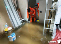 흙탕물에 잠긴 제주 숙박업소