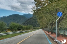 무주군 자전거 여행객 안전 지킨다…안전점검‧보수 실시