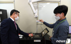 한국소방산업기술원 찾은 신열우 소방청장