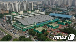 개장 20년 낡은 인천 삼산농산물도매시장 새 단장…2026년 완료