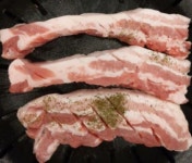 1인분 15000원 삼겹살 논란…이게 찌개용이지 구이용이냐?