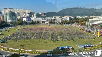 경남 민노총 총파업대회 창원서 2800여명 집결…경찰 엄정 사법처리