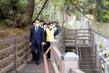 종로구, 북한산 비봉길 등산로 5년 만에 완성