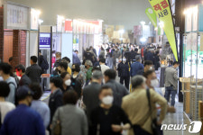 킨텍스 11~12월 전시장 풀가동…‘위드코로나’ 전시산업도 활기
