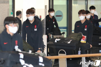 싱가포르 꺾고 U23 아시안컵 본선 진출한 팀 황선홍