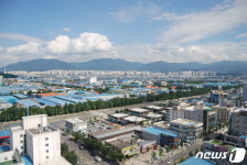 “코로나에도 일터 지켜온 근로자 응원”…대구서 가요제 열려