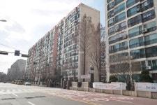 재건축의 신 한형기와 연끊은 신반포2차, 내홍에 사업 표류할까