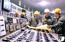 북한 동평양화력발전소…올해 전투 결속 총매진