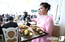 옥류관과 냉면 라이벌 북한 청류관 개업 40주년
