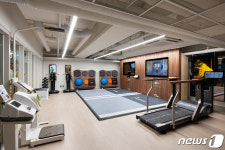 강남구, 전국 최초 시니어 건강증진기관 열고 노인질환 무료 관리