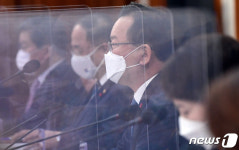 김부겸 총리, 국무회의 모두 발언