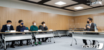 황희 문체부 장관 '메타버스 사업 수요·공급자 대상 간담회'