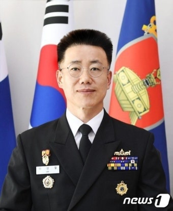 신임 해군사관학교장에 이성열 중장 취임…