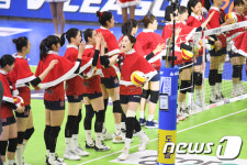 산타복장한 현대건설 여자배구