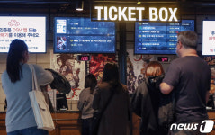 한산·비상선언·특송…배급사·OTT별 2022년 영화 라인업은① [신년특집]