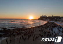 정동진역에 몰린 해맞이 인파