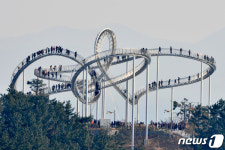 포항 스페이스 워크 인기 짱…50여 일만에 11만명 입장