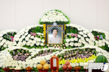김영록 전남지사 배은심 여사 뿌린 민주주의 가치 더 높이겠다