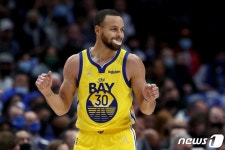 2017 GSW와 1996 시카고가 붙으면?…커리 골스가 6차전서 승리할 것