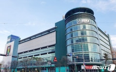 전주 송천동에 1호 롯데마트 맥스 개점…가성비 창고형 할인매장