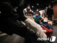 윤석열 선거운동도 체력전