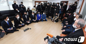 전국경로당 회장단 만난 이재명 후보