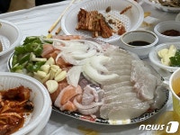 생전 어머니가 좋아하신 음식…손님 비보 접한 횟집 사장이 한 일