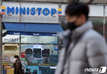 롯데의 M&A 본능 세븐일레븐, 미니스톱 품다…편의점 빅3 구축(종합)