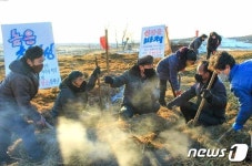 농사 차비 중인 황주군 협동농장…올해를 의의 있게 맞이