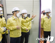 대선 태양광발전소 찾은 박기영 2차관