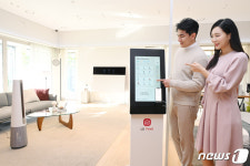 LG 베스트샵에서 LG 씽큐 앱 체험한다