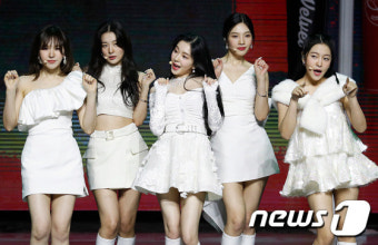 레드벨벳, 매혹적인 무대
