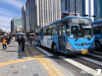 부산 BRT 개통 한달여째…자가용 없는 시민들만 긍정적 평가