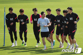 시리아전 앞두고 훈련하는 축구 대표팀