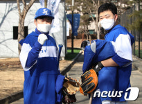 삼성 이원석·오재일 혼연일체