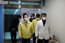 박범계, 국립법무병원 코로나 방역실태 점검