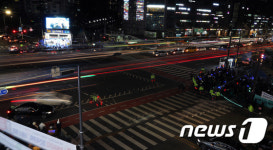 이재명, 잠실새내역 사거리 집중유세