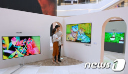 LG 올레드TV로 호랑이 NFT 예술 작품 전시