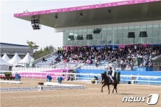 매립지공사, 적자 허덕이는 승마장·수영장 인천시 이관 추진