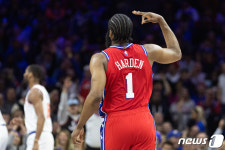 엠비드-하든 53점 합작 필라델피아, 뉴욕 꺾고 4연승 질주